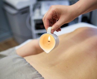 Warm Candle Massage 2 - Dragonfly Skin